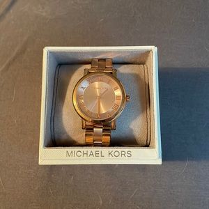 Michael Kors Rose gold watch💗